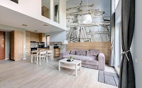 3 City Apartments - Waterlane Valhalla