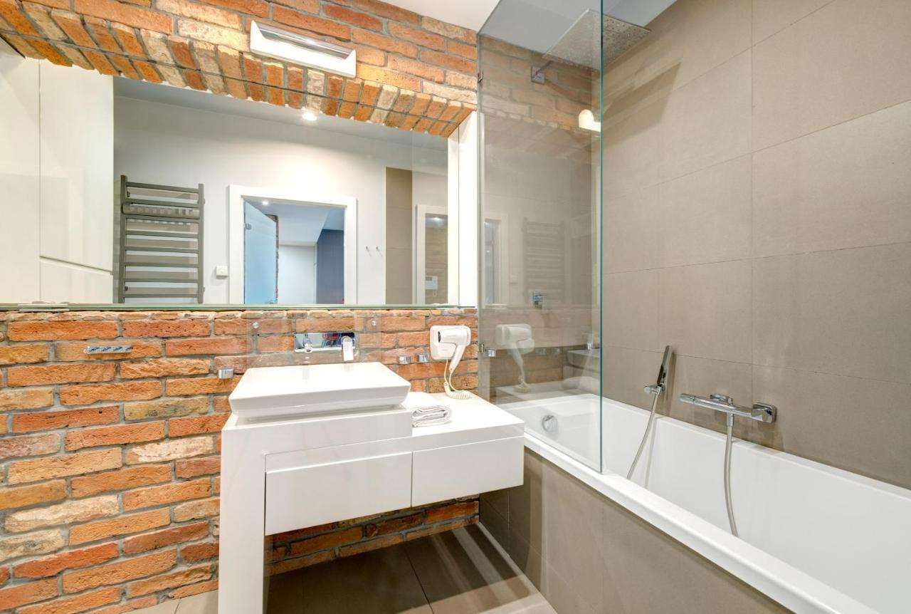 3 City Apartments - Waterlane Valhalla Gdansk Exterior photo